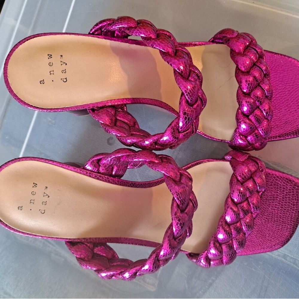 NWT Hot Pink Braided Heeled Sandals - Picture 11 of 12